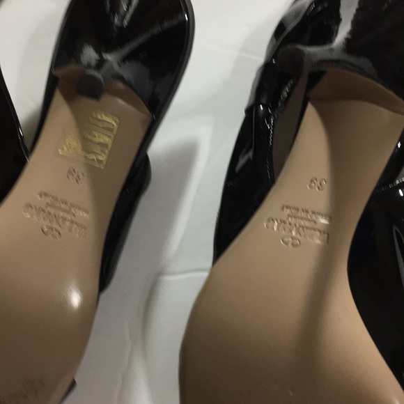 SOLD Valentino Garavani Black Patent Size 9M Heels - Picture 4 of 8